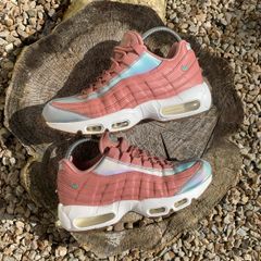 Get Chic Nike Leather AM95s