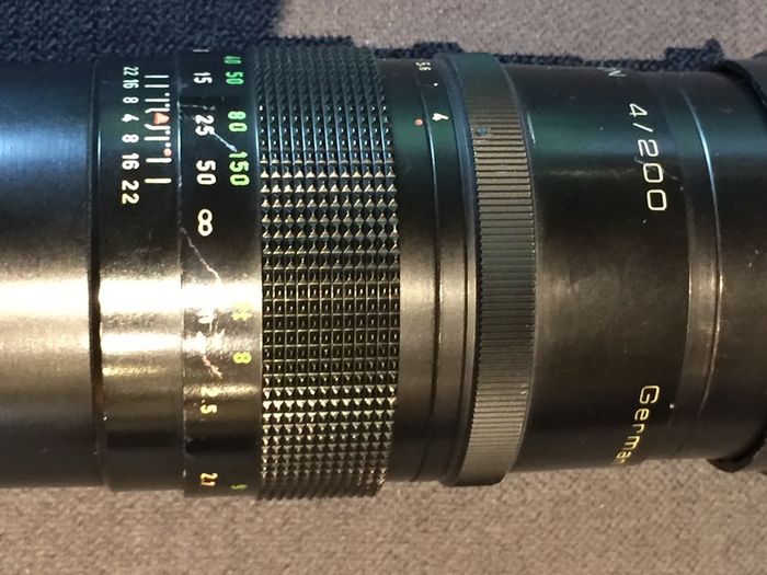 Vintage lens Pentacon 200 mm, f.4. Bokeh monster.