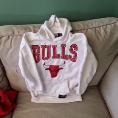 Chicago Bulls NBA White Hoodie Age 8-9