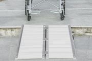 Loading Ramp Wheelchair Access Ramp Folding Non-Slip Load Capacity 270 kg