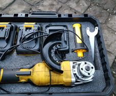 Angle grinder