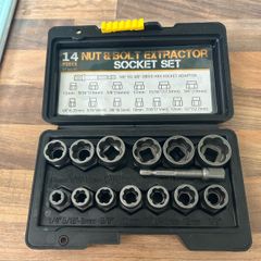 14pc damaged nut and bolt set