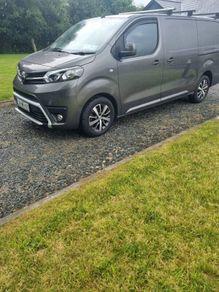 Toyota proace