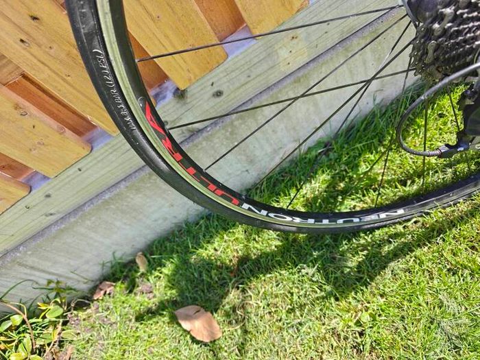 KTM Strada 2000 Road Bike + Campagnolo Neutron Ultra Wheels