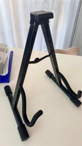 guitar stand acoustic