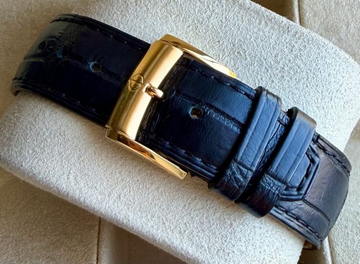 Baume & Mercier Clifton 18K Gold Watch