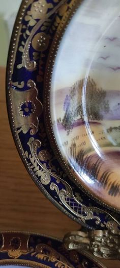 Antique fine Japanese porcelain, 5 bowl plates hand painted with liquid gold in Japan in the 1930s