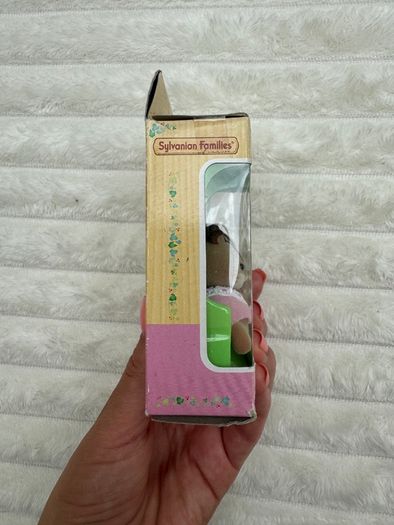 Sylvanian Families Walnut Squirrel Twins 3218 Damaged Box Please see pictures