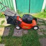 petrol lawn mower Image 2