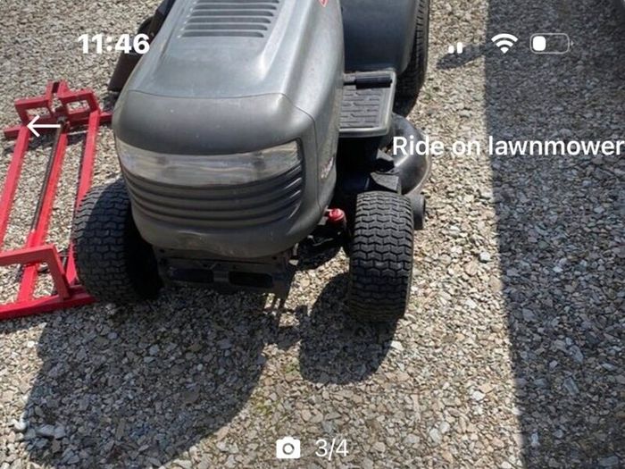 Ride on lawnmower