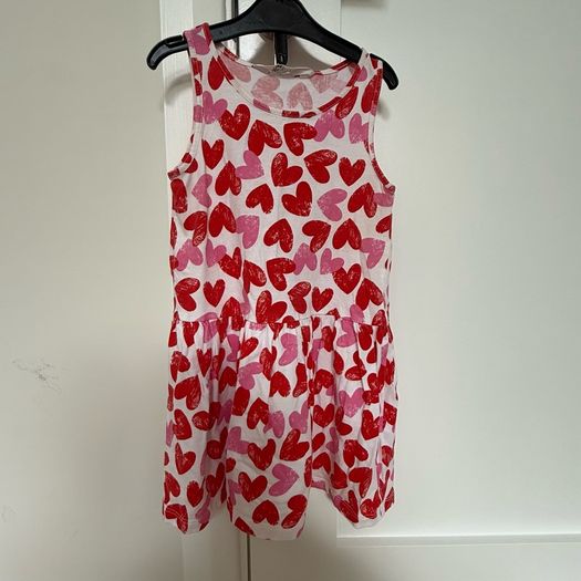 Pretty heart dress