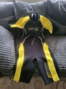 shorty wetsuit
