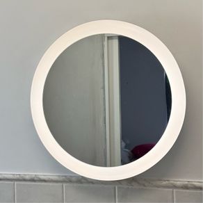 Philips Hue Adore Bathroom Mirror