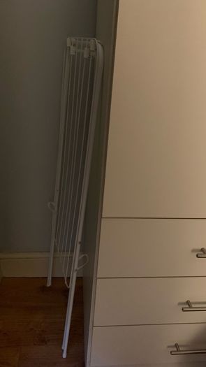 Clothes airer