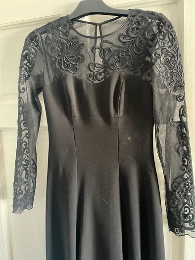 Karen Millen maxi mess and embroidery evening dress size 8
