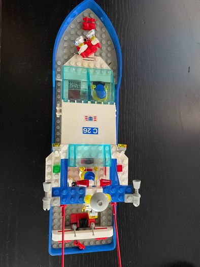 Vintage LEGO Lot Boats & Town/Police