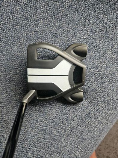Spider Tour putter 33in