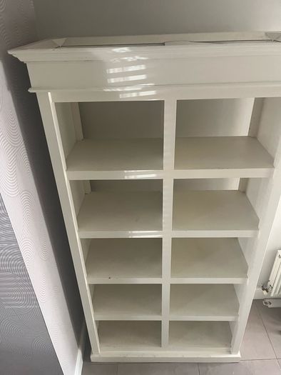 Shelf unit / room divider