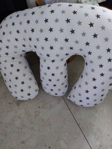 Cuddles Twin Nursing Pillow. Silver Twinkle