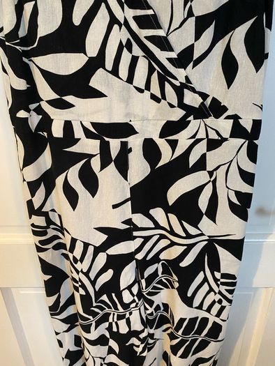 Linen mix jumpsuit Size 14