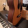 Yamaha guitar Image 2
