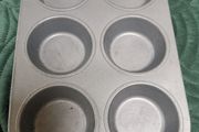 Muffin tray for 6 muffins