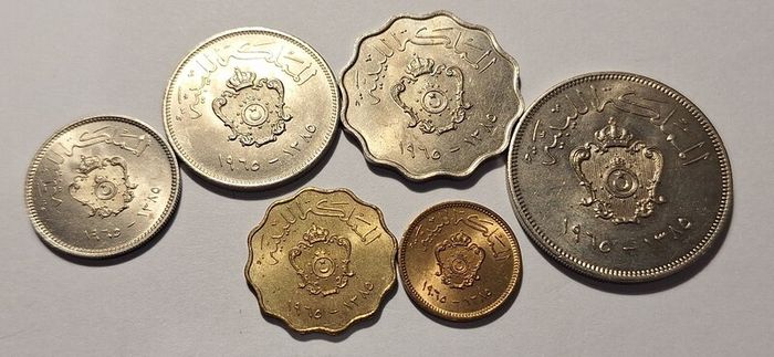 COINS UNC,Libya,Uganda,India,Jamaica,Ceylon,Canada,Hong Kong,Guyana,Bahamas,PENNY,ANNA,PIECE,CENT,MILLIEMES