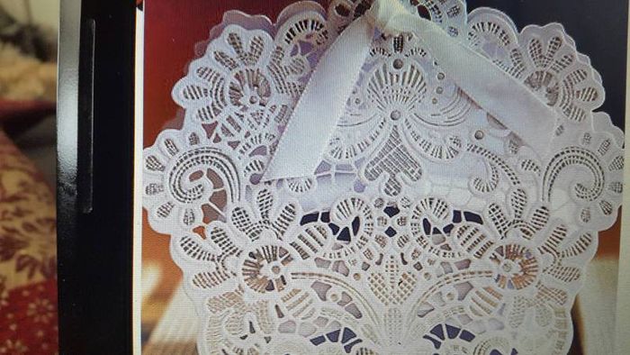 Gold lace effect favor Boxes