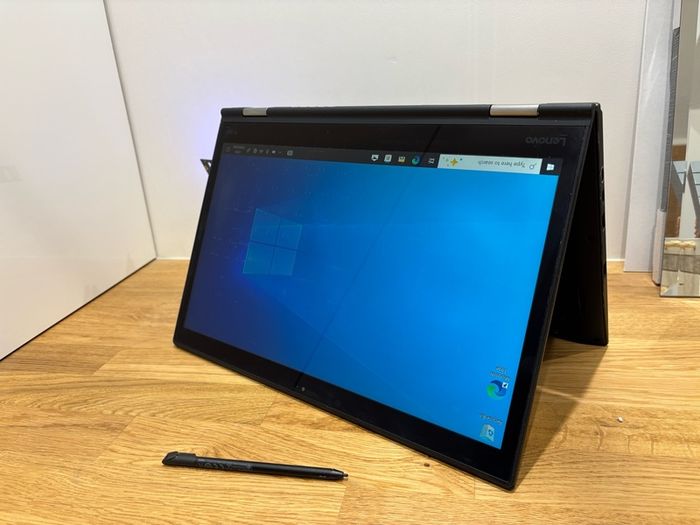 lenovo ThinkPad X1 Yoga gen2 , i7 g7,8gb ram ,no SSD ,WQHD IPS TOUCH SCREEN