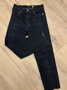 Levis jeans