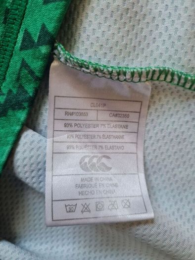2018-20 Canterbury ireland rugby shirt Size large in good condition