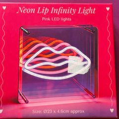 Neon Infinity Lips Light