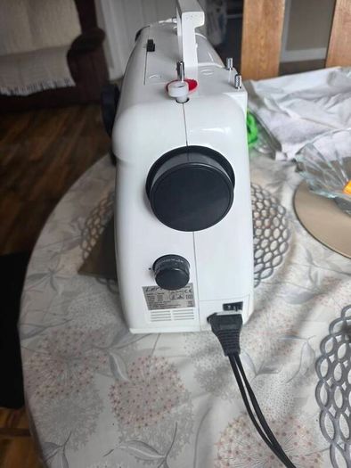 sewing machine
