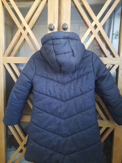 Girls jacket Reserved size 7-8 years dark grey