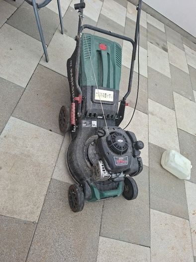 lawnmower