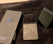 Motorola Razr 50 Ultra - Midnight Blue 12GB/256GB