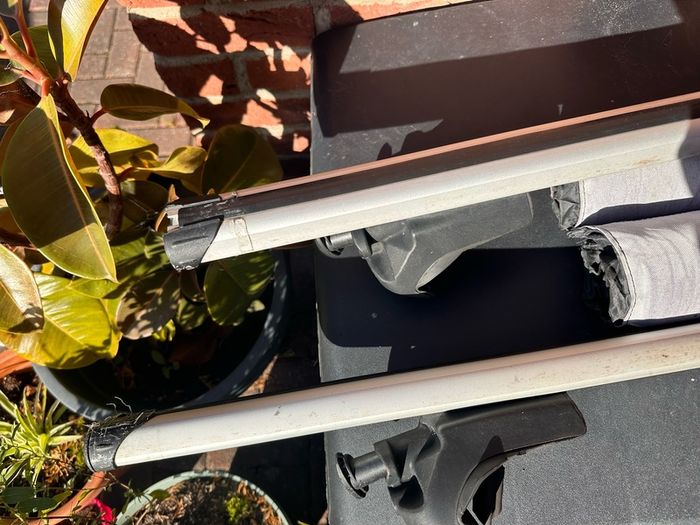 Aluminium Roof Bars Raised Roof Rails