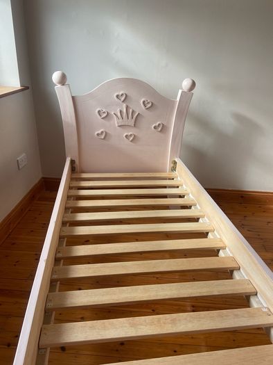 Pink princess wooden single bed