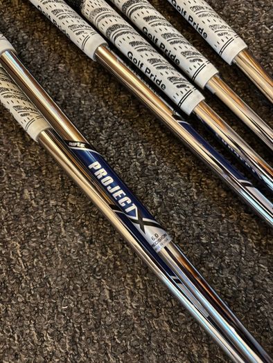 TaylorMade P730 forged irons 4 to 9 Project X 6 Shafts