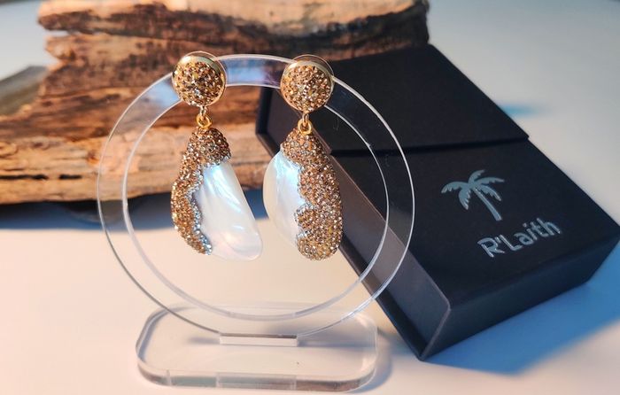 Hot Sale Fashion Sea Shell Drop Earrings Gold Silver Color CZ Pendant Dangle