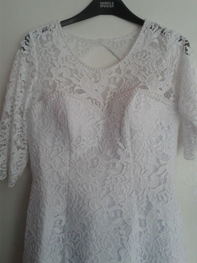 Brand new lovely wedding dress.