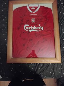 Memorabilia official matchday liverpool jersey framed signed shirt 04/05 season