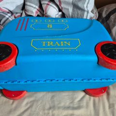 Boys wheelie travel case
