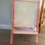 kids easel Image 2