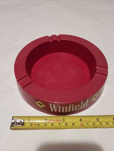 Winfield advertising ashtray,used good condition ,take as is , collectors item with smoking ban on ashtrays advertising ,,price includes post to anywhere in ireland thank you,