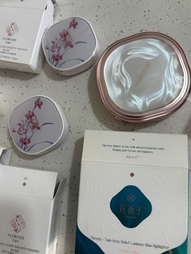 K beauty florasis blushers, highlighter dewy tinted lip balm