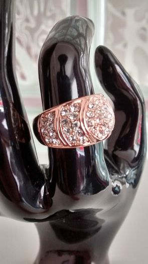 Rose Gold Plated Crystal Ring