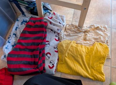 8 piece boys clothes bundle