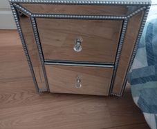 Mirrored bedside lockers