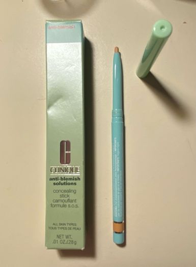 Clinique Anti Blemish Solutions Concealing Stick 0.28g BNIB